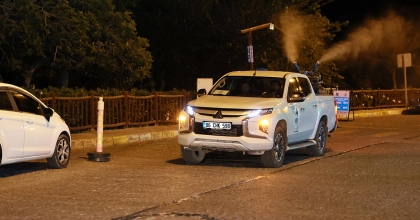 PAMUKKALE’DE GECE İLAÇLAMALARI HIZ KAZANDI