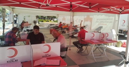 SARIGÖL'DE KAN BAĞIŞI KAMPANYASINA BÜYÜK DESTEK