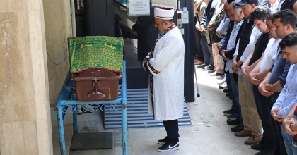 SON YOLCULUĞUNA UĞURLANDI