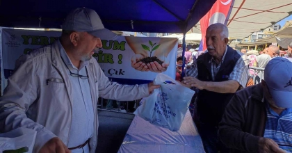 SÖKE'DE 40 BİN ATA TOHUMU FİDESİ DAĞITILDI