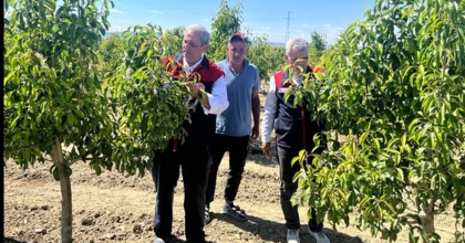 TARIM PERSONELİ SAHADA