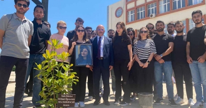 TRAFİK KAZASINDA HAYATINI KAYBEDEN ÖĞRENCİLER İÇİN FİDAN DİKTİLER
