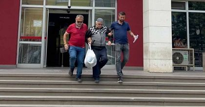 TURGUTLU'DA KEDİ ÖLDÜREN ŞAHIS TUTUKLANDI