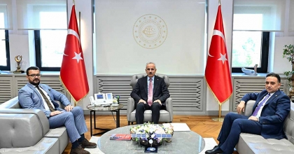 AK PARTİ'Lİ BAYBATUR VE AKKAL, BAKAN URALOĞLU İLE GÖRÜŞTÜ