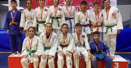 SALİHLİLİ JUDOCULARIN YILDIZI, BU KEZ MANİSA’DA PARLADI