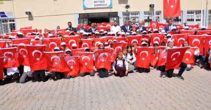 AFYONKARAHİSAR'DA 142 BİN 592 ÖĞRENCİ YAZ TATİLİNE GİRDİ