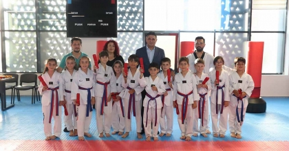ALİAĞA BELEDİYESİ TAEKWONDO KURSU'NUN SPORCULARI KUŞAK ATLADI