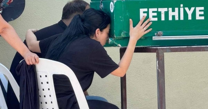 ANNE VE BABADAN EN ACI VEDA