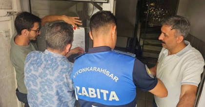 CHP'Lİ BELEDİYE GAZETE BİNASINI MÜHÜRLEDİ