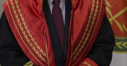 DANIŞTAY HAKİMİ MEMLEKETİ BATMAN'DA BAŞINDAN VURULDU