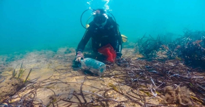 DENİZ DİBİ TEMİZLİĞİ TURGUTREİS'TE DEVAM ETTİ