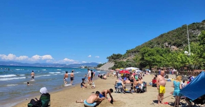 DİLEK YARIMADASI VE TAVŞANBURNU TATİLCİLERİN AKININA UĞRADI