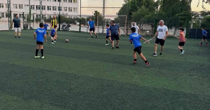 FUTBOL SAHASINDA BABALAR GÜNÜ COŞKUSU