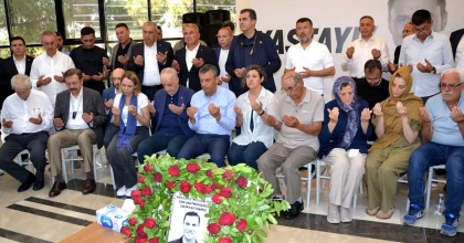 HİSARCIKLIOĞLU VE ATALAY'DAN ÖZGÜR ÖZEL'E TAZİYE ZİYARETİ