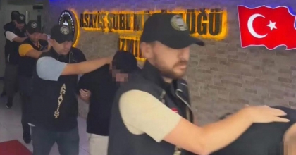İZMİR MERKEZLİ 7 İLDE FUHUŞ OPERASYONU: 14 GÖZALTI