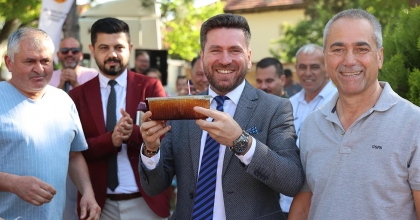 KAR HELVALI SÜRPRİZ DOĞUM GÜNÜ