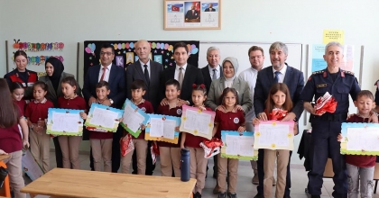 KÜTAHYA’DA 92 BİN 460 ÖĞRENCİ KARNE ALDI