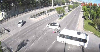 KÜTAHYA'DA 3 AYRI MOTOSİKLET KAZASI KAMERADA