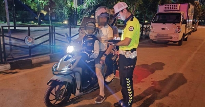 MANİSA’DA MOTOSİKLETLİLERE CEZA YAĞDI