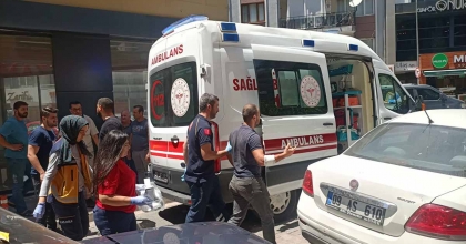 MOTOSİKLET SÜRÜCÜSÜNÜN ÖFKESİ HASTANELİK ETTİ