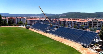 MUĞLA ATATÜRK STADYUMU’NDA YENİ TRİBÜN İNŞAATI HIZLA SÜRÜYOR