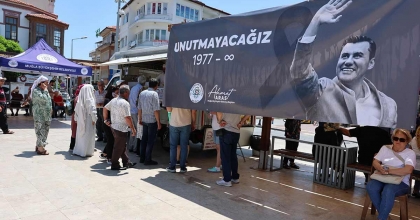 MUĞLA BÜYÜKŞEHİR’DEN FERDİ ZEYREK ANISINA LOKMA HAYRI