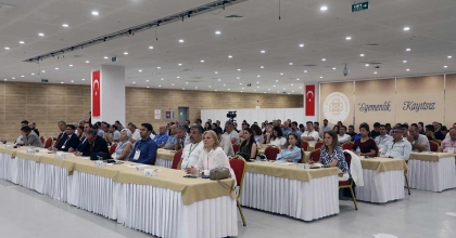 ŞEHİR MERKEZLERİNE İNEN YABAN DOMUZLARINA ÇARE ARANIYOR