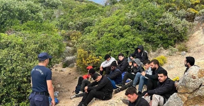 SAHİL GÜVENLİK, HEM DENİZDE HEM KARADA YAKALADI