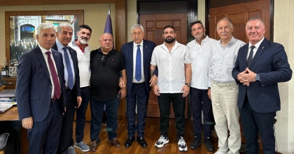 TESK ÜYESİ ESNAF VE SANATKARLARA KIBRIS'A YATIRIM ÇAĞRISI