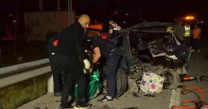 TAVŞANLI’DA FECİ KAZA... 2 ARAÇ ÇARPIŞTI: 1 ÖLÜ, 3 YARALI