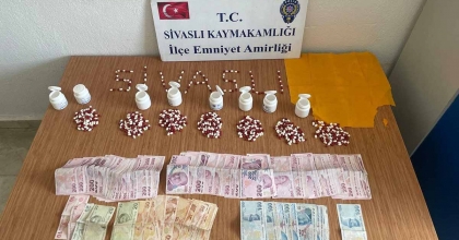 UŞAK’TA 3 UYUŞTURUCU SATICISI TUTUKLANDI