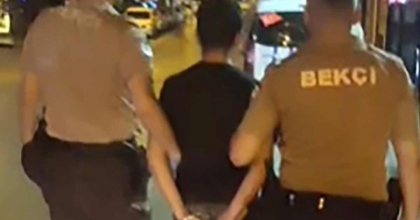 17 YAŞINDAKİ OTOMOBİL FARESİ BEKÇİLERE YAKALANDI