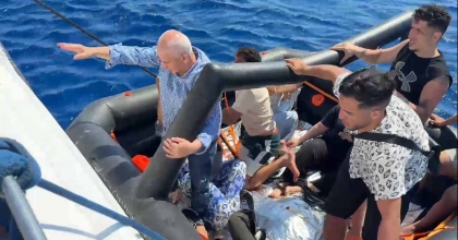BODRUM AÇIKLARINDA 13 DÜZENSİZ GÖÇMEN KURTARILDI