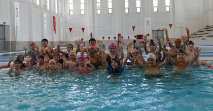 DENİZLİ’DE YÜZME SEFERBERLİĞİ 