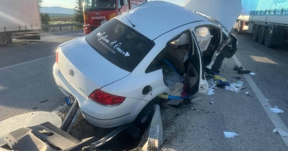 EVLİLİK İZNİNE ÇIKAN ÜSTEĞMEN VE EŞİNİ TRAFİK KAZASI AYIRDI