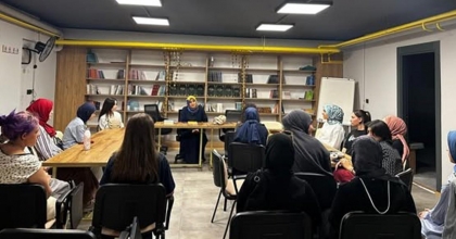 GENÇLERLE YAZ NEŞESİ SOHBETLERİ BAŞLADI