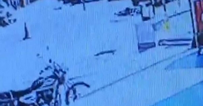 GERİ MANEVRA YAPAN ARACIN ÇARPTIĞI YAŞLI ADAM HAYATINI KAYBETTİ