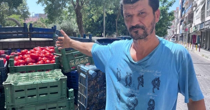 İZMİR'DE DARP EDİLEN SEYYAR SATICI, ZABITALARDAN ŞİKAYETÇİ OLDU