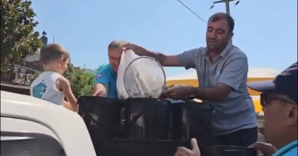 KADIN AZMAĞINA 35 BİN LEVREK YAVRUSU BIRAKILDI