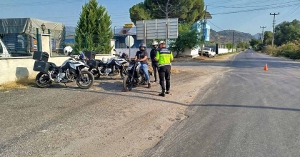 KÖŞK’TE KURALLARA UYMAYAN 6 SÜRÜCÜYE PARA CEZASI