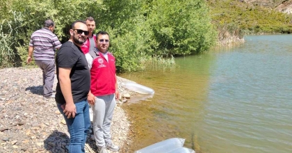 KOZAĞAÇ BARAJ GÖLÜ’NE 40 BİN SAZAN YAVRUSU BIRAKILDI
