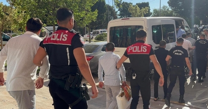 MANİSA'DAKİ EMLAK OFİSİNDE ÇIKAN SİLAHLI KAVGADA 4 TUTUKLAMA