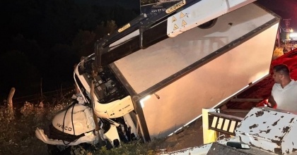 MİLAS'TA TRAFİK KAZASI: 1 ÖLÜ, 1 AĞIR YARALI