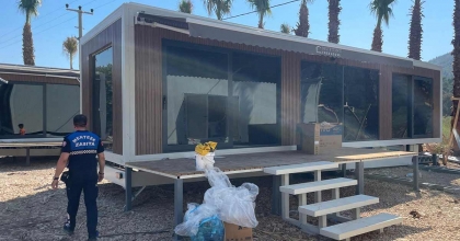 MENTEŞE BELEDİYESİ AKBÜK’TE 11 TİNY HOUSE’U MÜHÜRLEDİ
