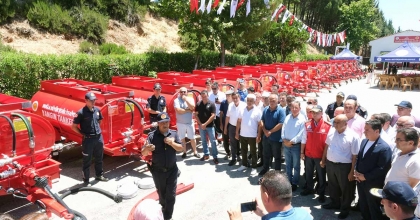 MUĞLA BÜYÜKŞEHİR’DEN KIRSAL MAHALLELERE 25 YANGIN TANKERİ