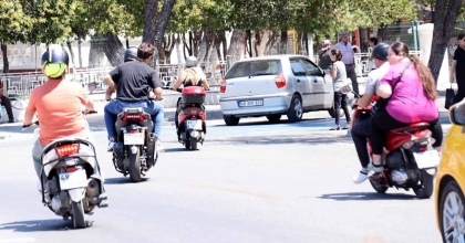 MUĞLA’DA MOTOSİKLET YOĞUNLUĞU DİKKAT ÇEKİYOR