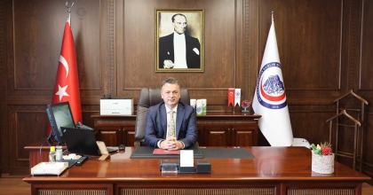 REKTÖR VEKİLİ ŞENOCAK GÖREVE BAŞLADI