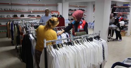 ŞEHZADELER'DE 40 BİN ÜRÜN İHTİYAÇ SAHİBİNE ULAŞTIRILDI