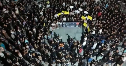 TEKNEDEKİ KAVGADA ÖLEN ARDA DENİZ ONAT İÇİN YÜRÜYÜŞ YAPILDI