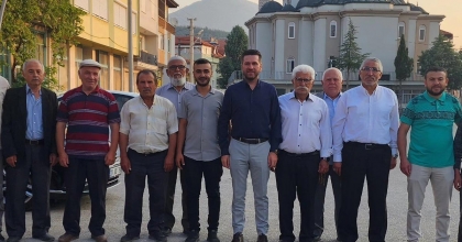 VATANDAŞLA SABAH NAMAZINDA BULUŞAN BAŞKAN TATIK’TAN ÇOCUKLARA MÜJDE